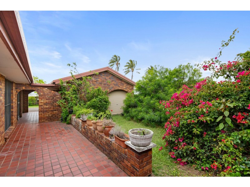 233 Shore Street North, Cleveland QLD 4163