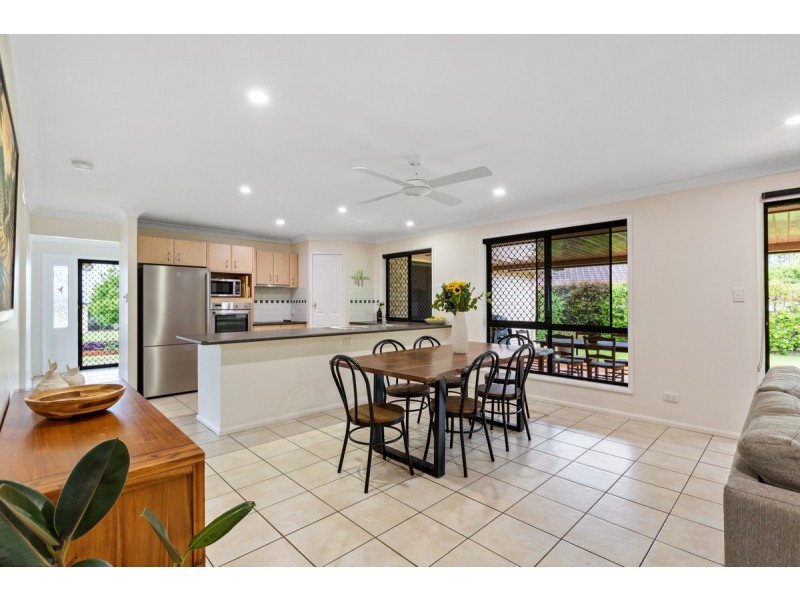 41 Portland Parade, Redland Bay QLD 4165