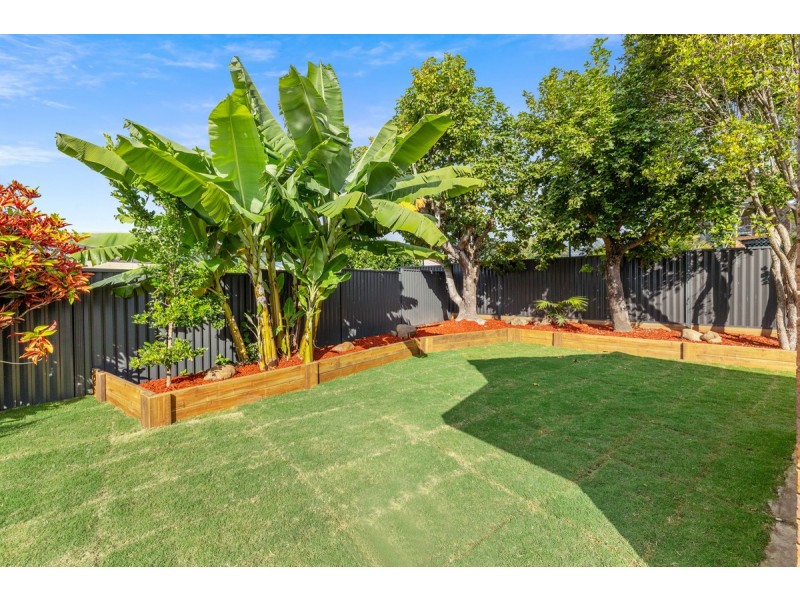 8 Courageous Court, Cleveland QLD 4163