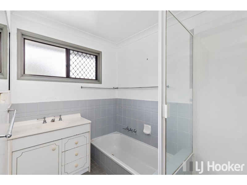 16 Joslin Street, Birkdale QLD 4159