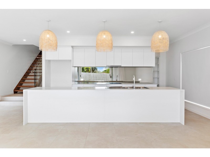 686 Main Road, Wellington Point QLD 4160