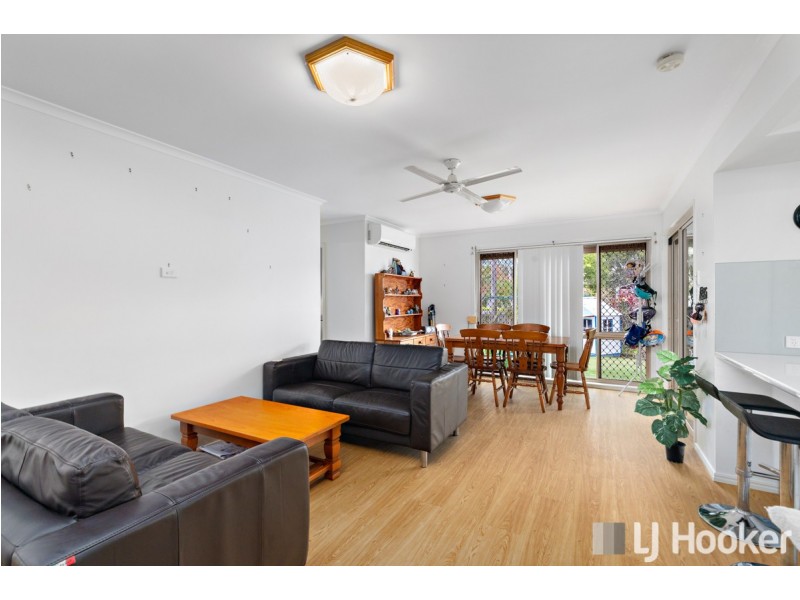 11 Gleneagles Court, Redland Bay QLD 4165