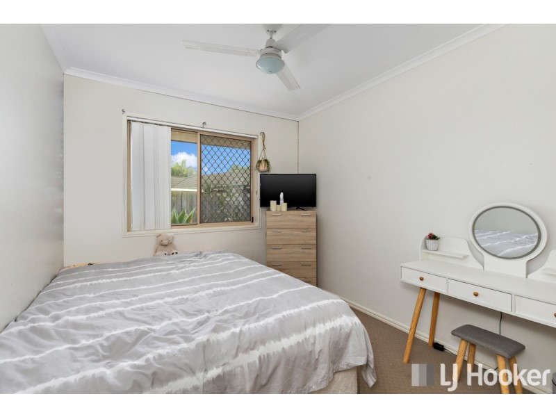 11 Gleneagles Court, Redland Bay QLD 4165