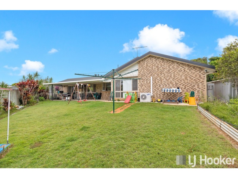 11 Gleneagles Court, Redland Bay QLD 4165