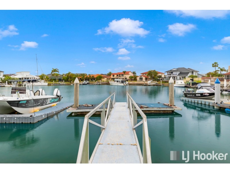 12 Captains Court, Raby Bay QLD 4163