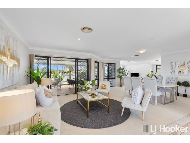 12 Captains Court, Raby Bay QLD 4163