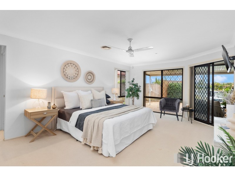 12 Captains Court, Raby Bay QLD 4163
