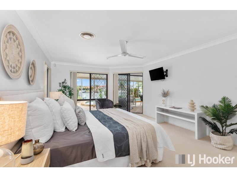 12 Captains Court, Raby Bay QLD 4163