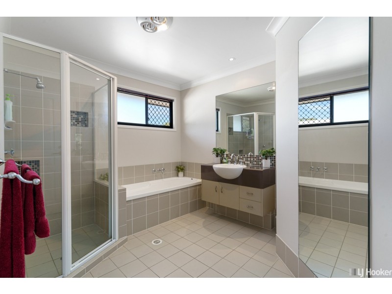 2 Carmay Close, Thornlands QLD 4164