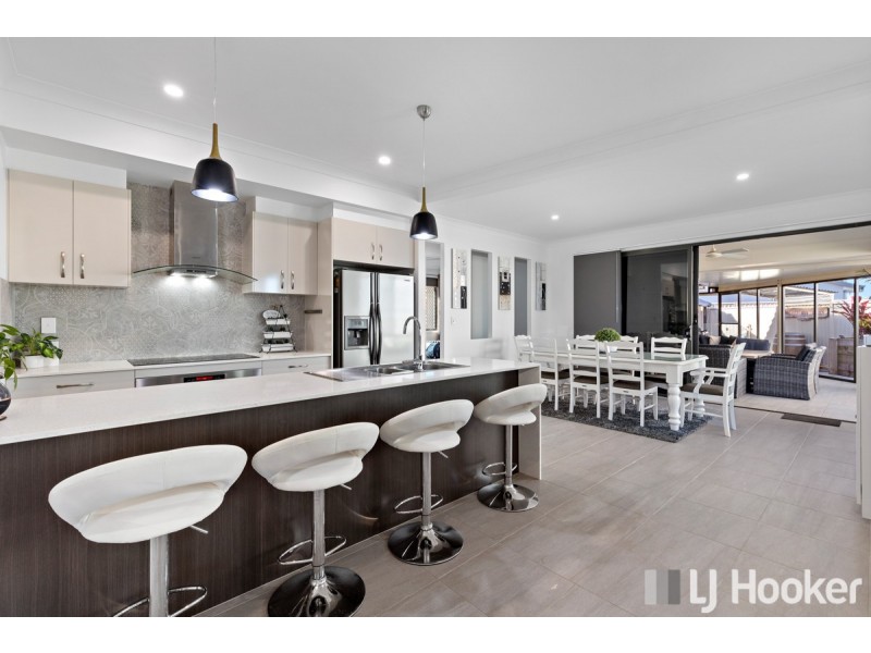 5 Hideaway Court, Thornlands QLD 4164