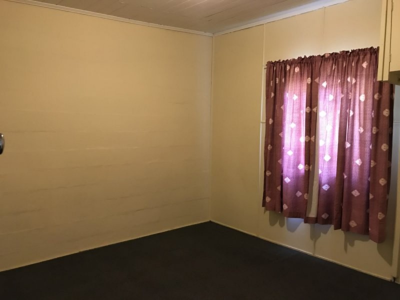 2/12 Pittwin Road, Capalaba QLD 4157