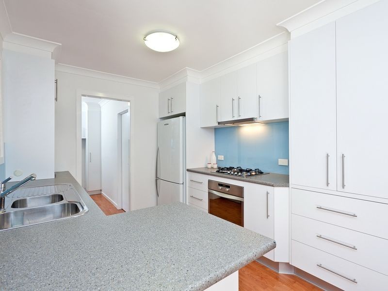 2 Leith Street, Birkdale QLD 4159