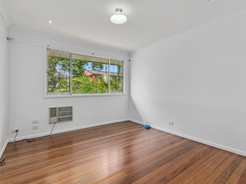 17 Koumala Street, Mansfield QLD 4122