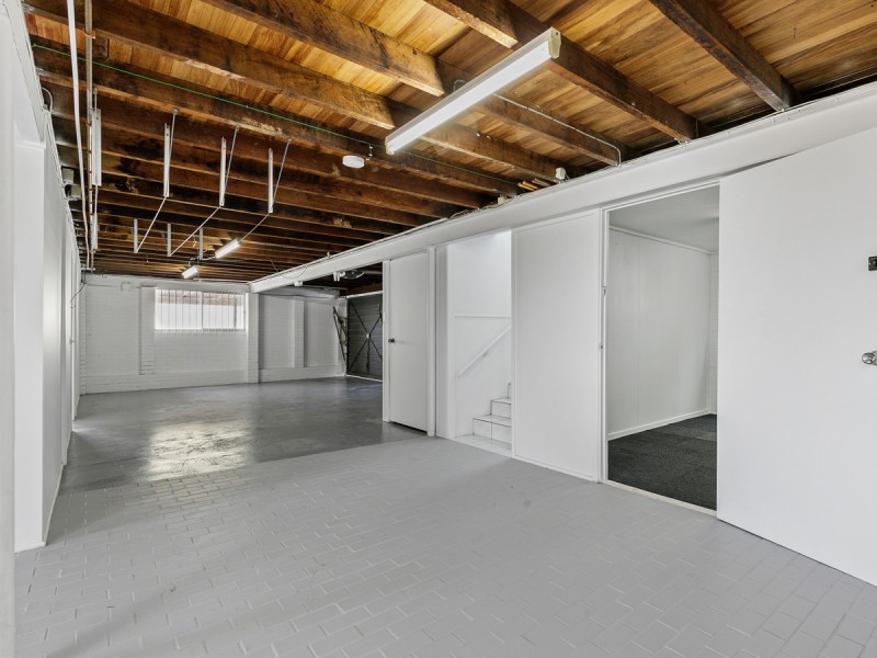 17 Koumala Street, Mansfield QLD 4122