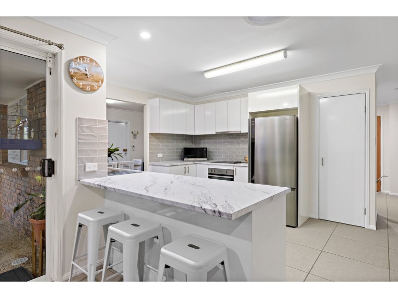 654 Main Road, Wellington Point QLD 4160