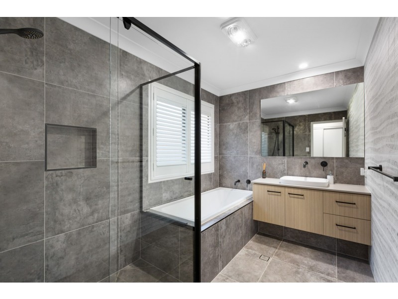 9 Weir Street, Thornlands QLD 4164