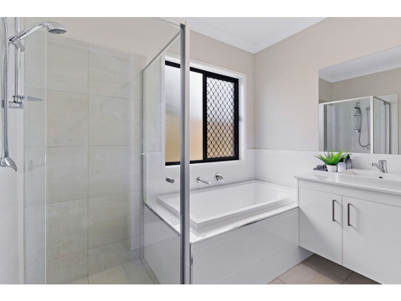 23 Manly Road, Manly QLD 4179