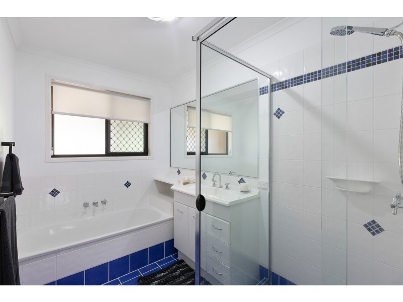 20 Gladebourne Crescent, Victoria Point QLD 4165