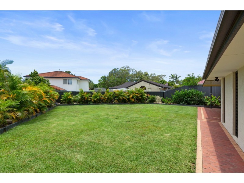 20 Gladebourne Crescent, Victoria Point QLD 4165