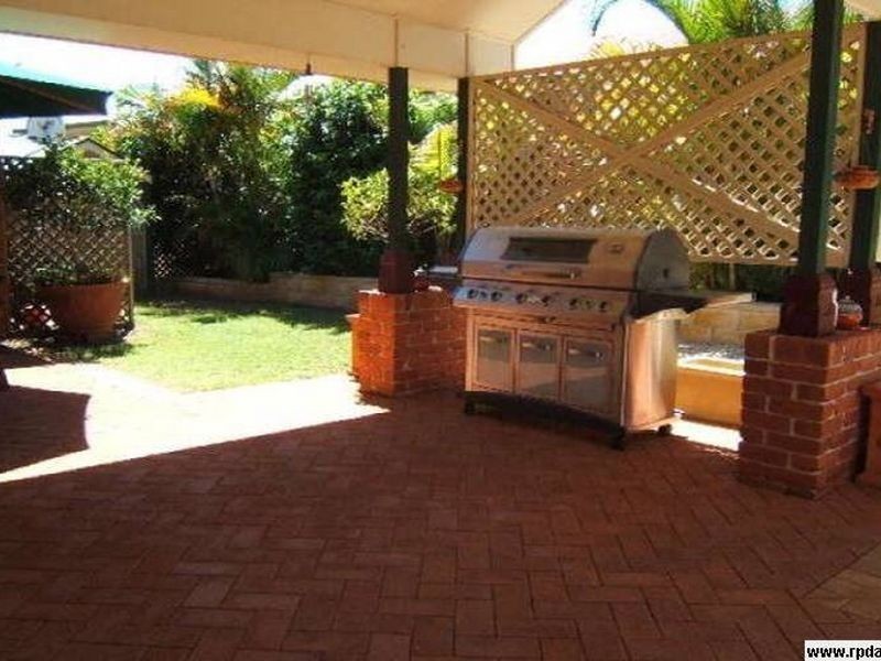 5 Lomond Place, Victoria Point QLD 4165