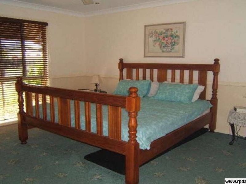 5 Lomond Place, Victoria Point QLD 4165