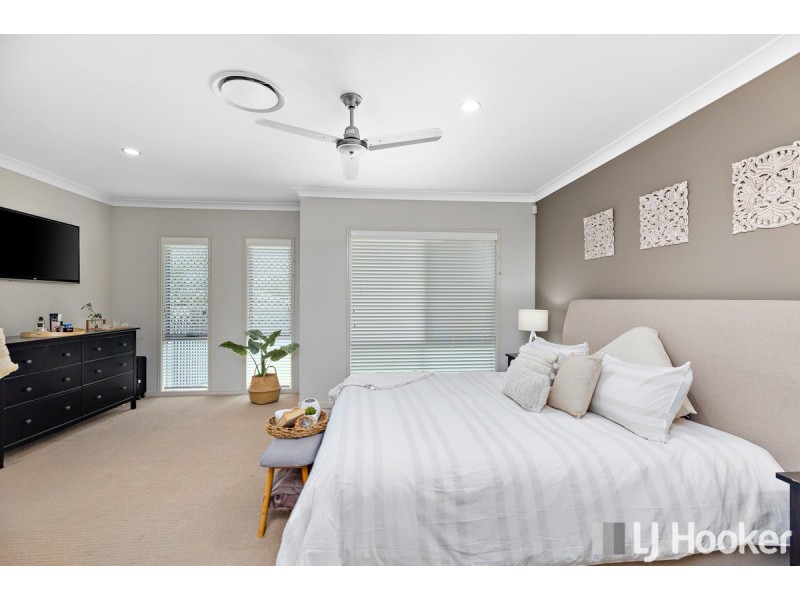 4 Themeda Court, Victoria Point QLD 4165