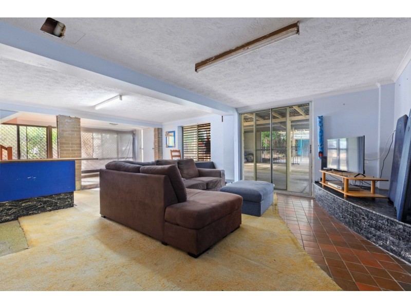 33 Charles Canty Drive, Wellington Point QLD 4160