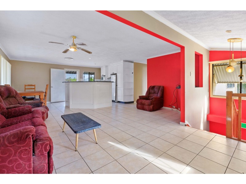 33 Charles Canty Drive, Wellington Point QLD 4160