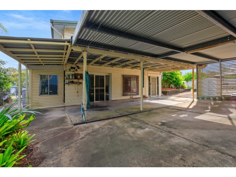 33 Charles Canty Drive, Wellington Point QLD 4160