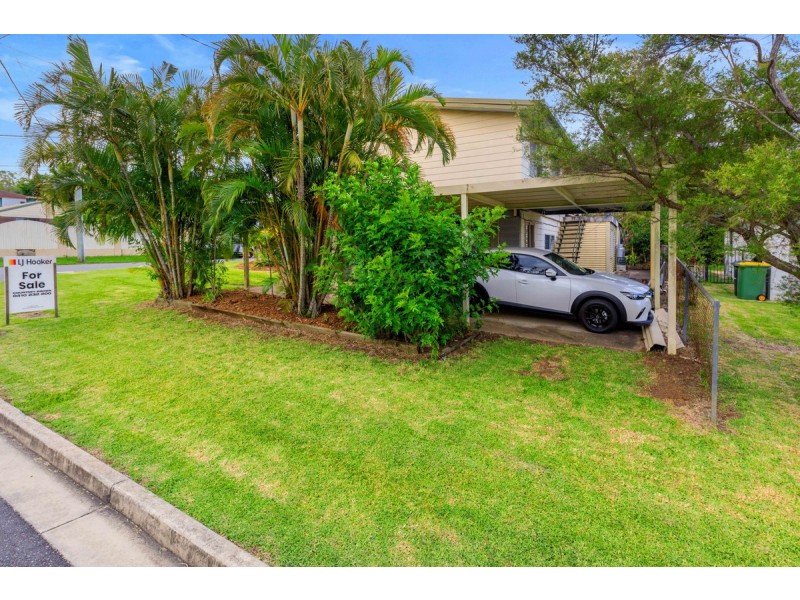 33 Charles Canty Drive, Wellington Point QLD 4160