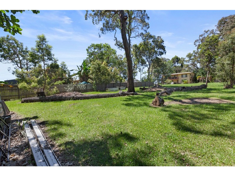 3 Double Bay Street, Macleay Island QLD 4184