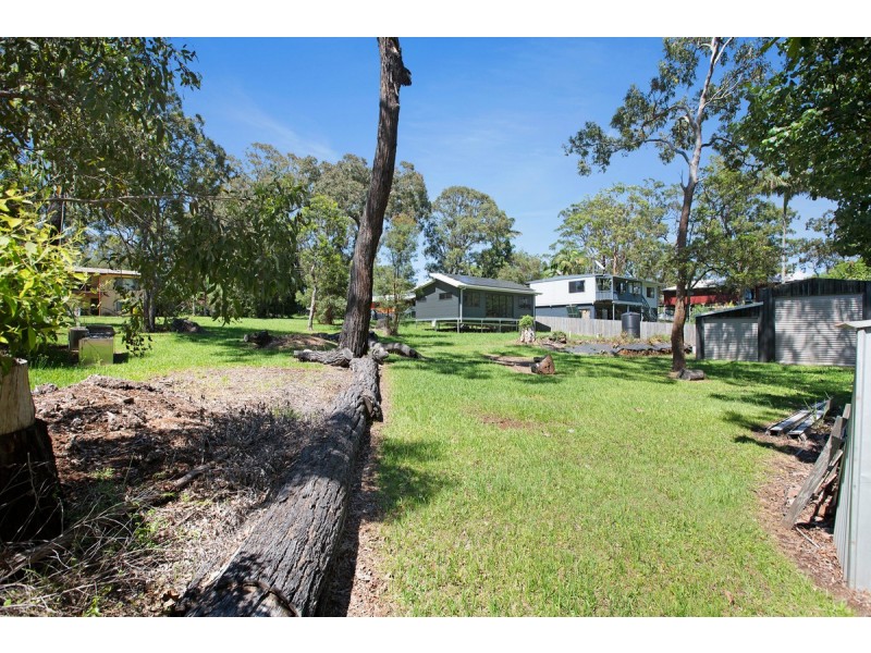 5 Double Bay Street, Macleay Island QLD 4184