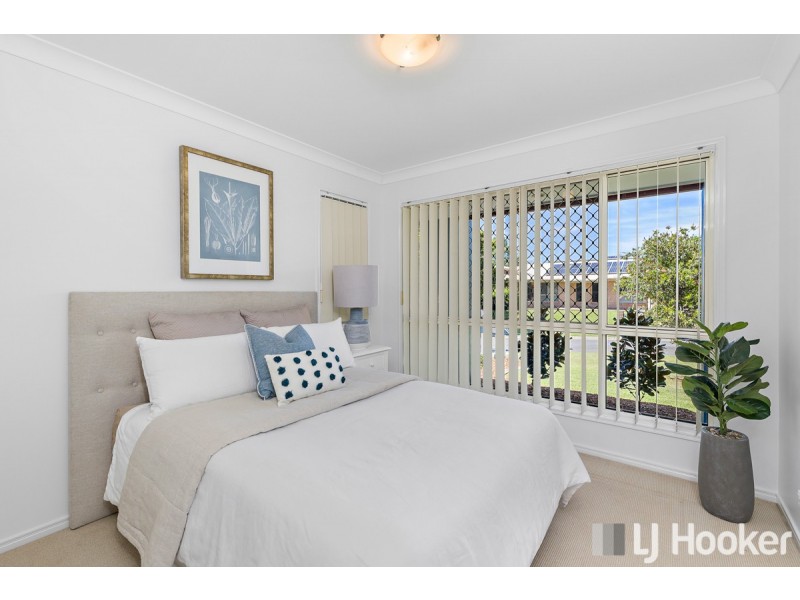 6 Saranah Place, Wellington Point QLD 4160