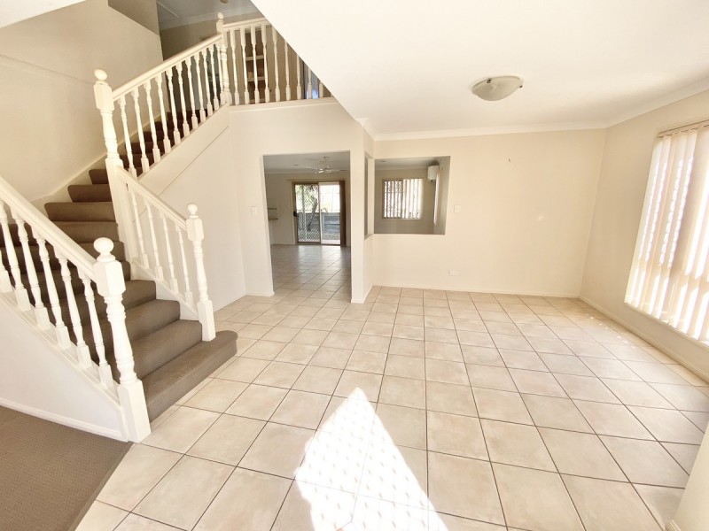 2 Burkett Crescent, Victoria Point QLD 4165