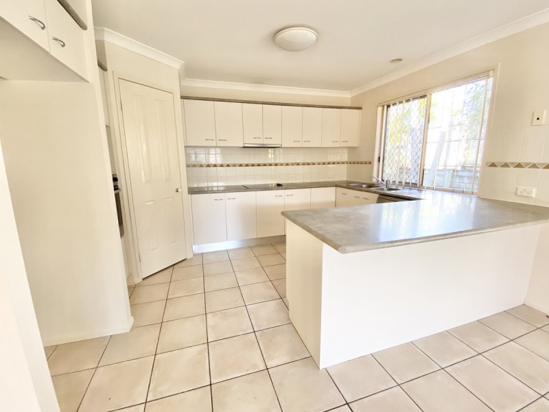 2 Burkett Crescent, Victoria Point QLD 4165