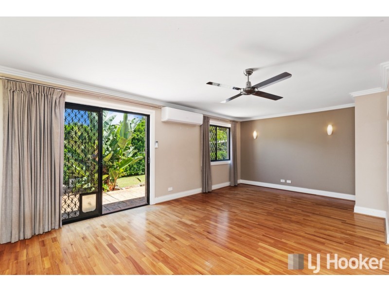 14 Gleneagles Court, Redland Bay QLD 4165