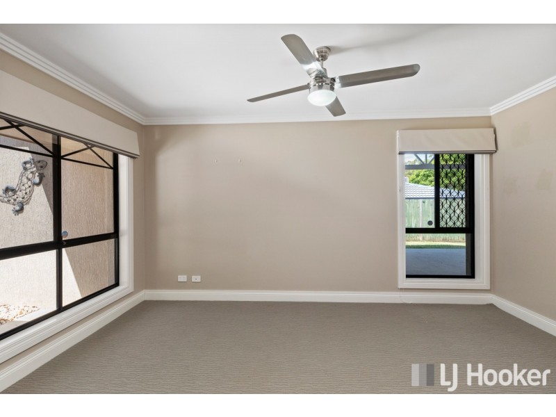 14 Gleneagles Court, Redland Bay QLD 4165