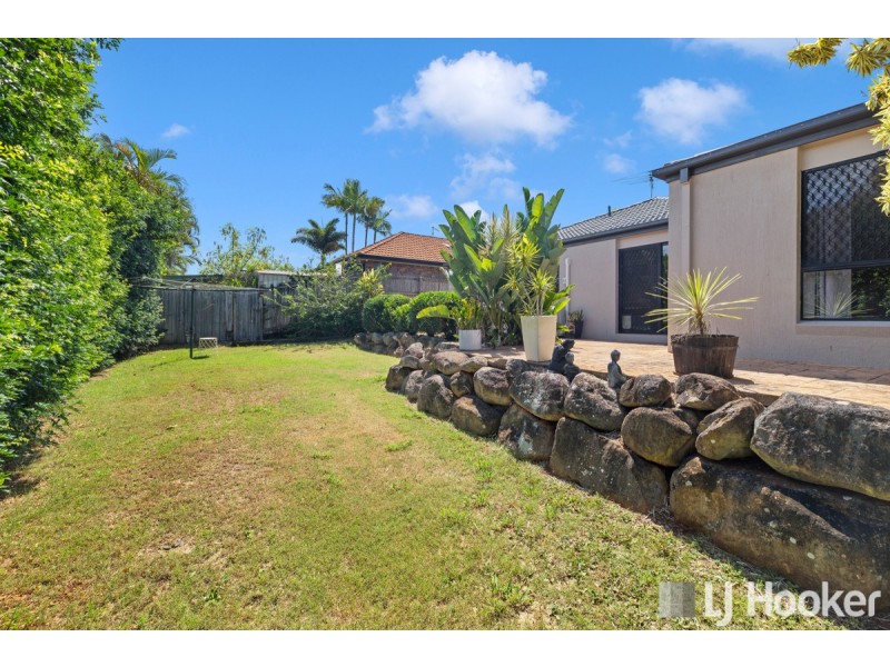 14 Gleneagles Court, Redland Bay QLD 4165