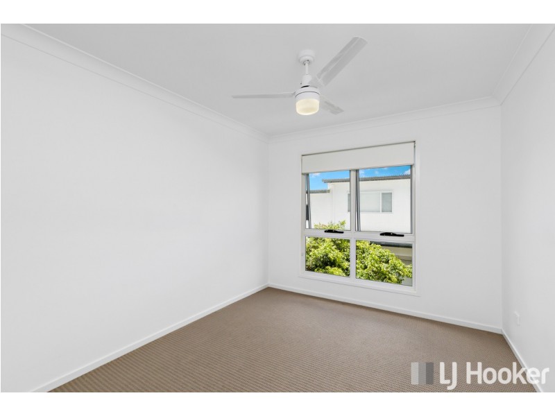 68/57 Charles Canty Drive, Wellington Point QLD 4160