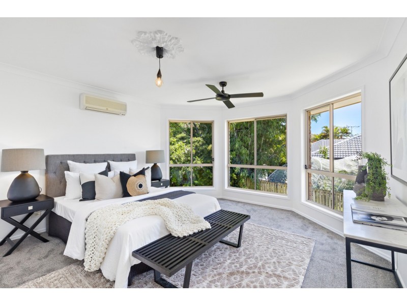 37 Chesterfield Crescent, Wellington Point QLD 4160