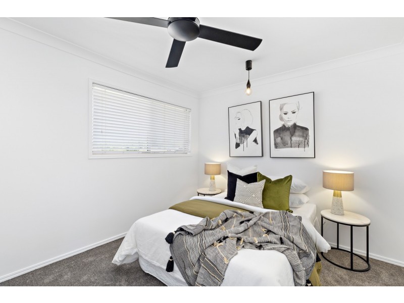 37 Chesterfield Crescent, Wellington Point QLD 4160