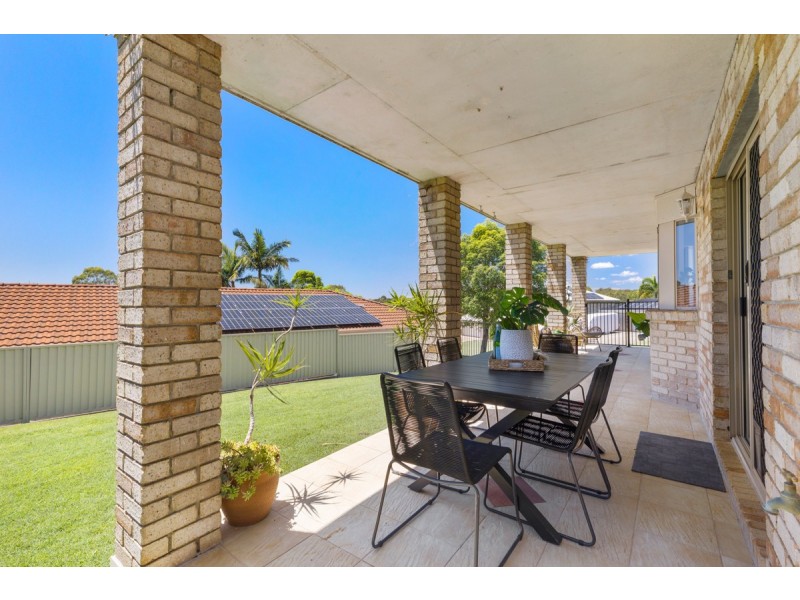 37 Chesterfield Crescent, Wellington Point QLD 4160