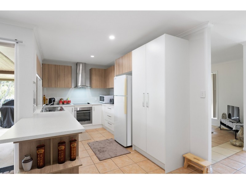 3 Rofail Court, Thorneside QLD 4158