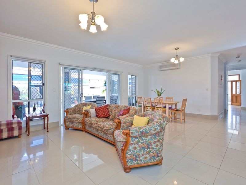 6 Lamb Close, Victoria Point QLD 4165