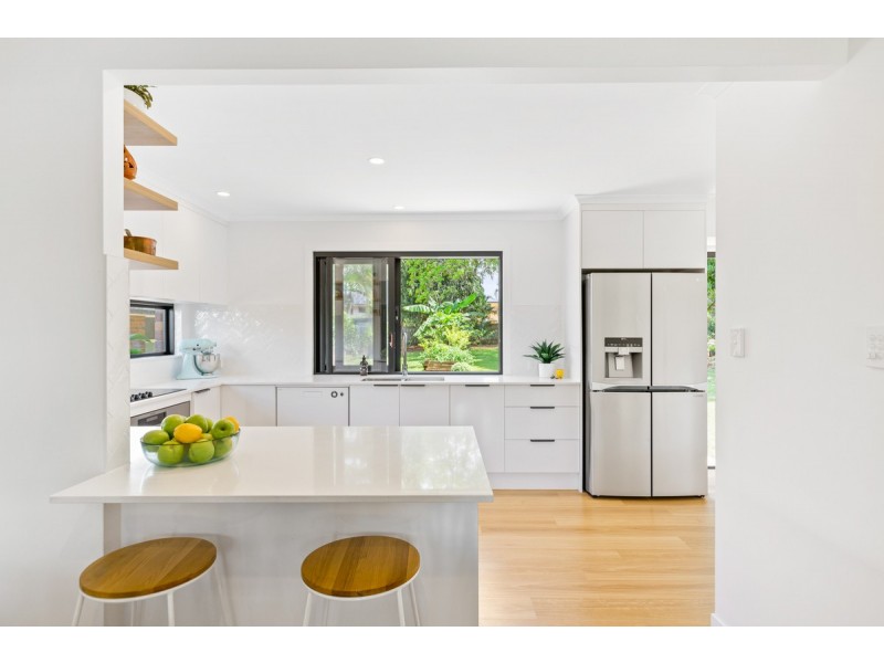 21 Warner Street, Wellington Point QLD 4160