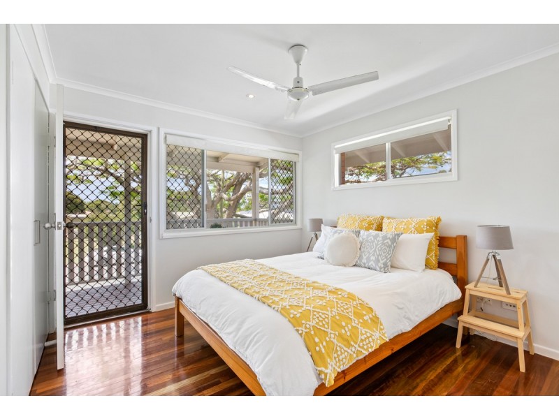 21 Warner Street, Wellington Point QLD 4160