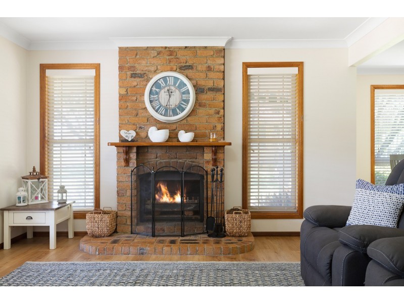 3 Viewfield Street, Redland Bay QLD 4165