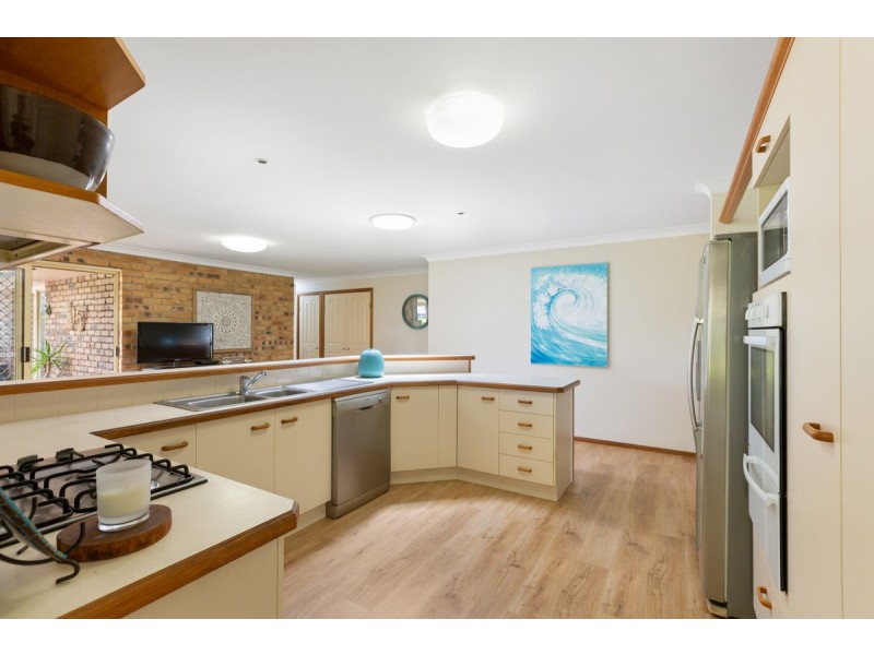 3 Viewfield Street, Redland Bay QLD 4165