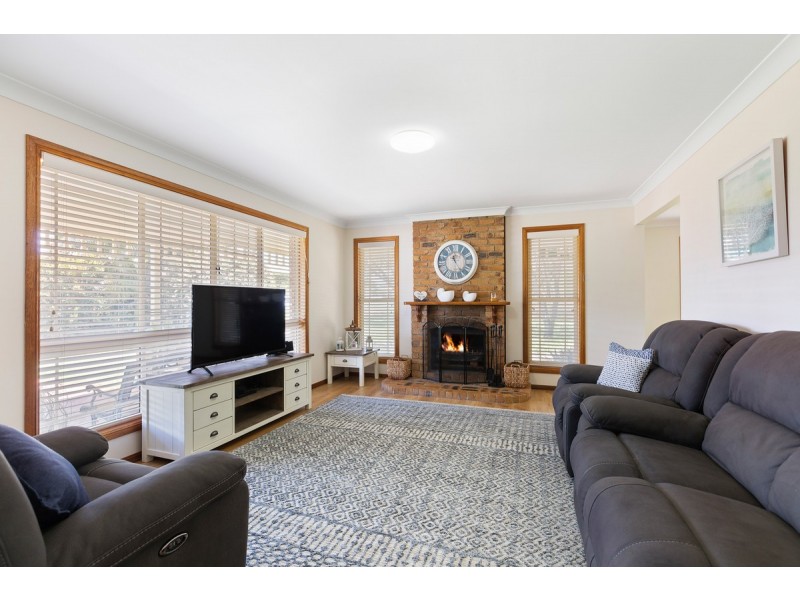 3 Viewfield Street, Redland Bay QLD 4165