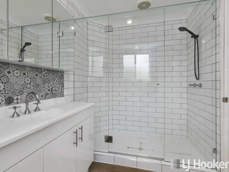 23 Hilliards Park Drive, Wellington Point QLD 4160